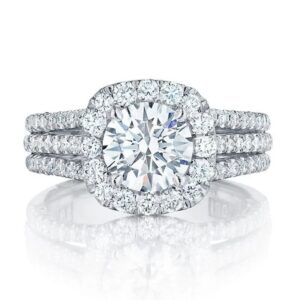 Luxury Engagement Ring