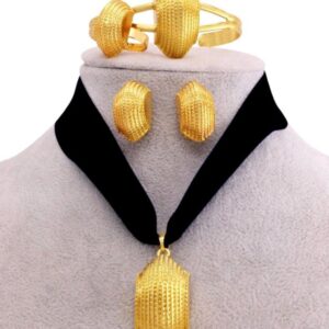 Trendy Jewelry Set Black